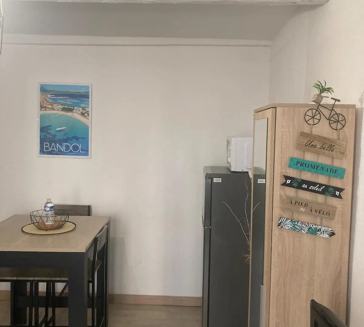 Apartment Bandol Studio A Deux Pas Du Port France